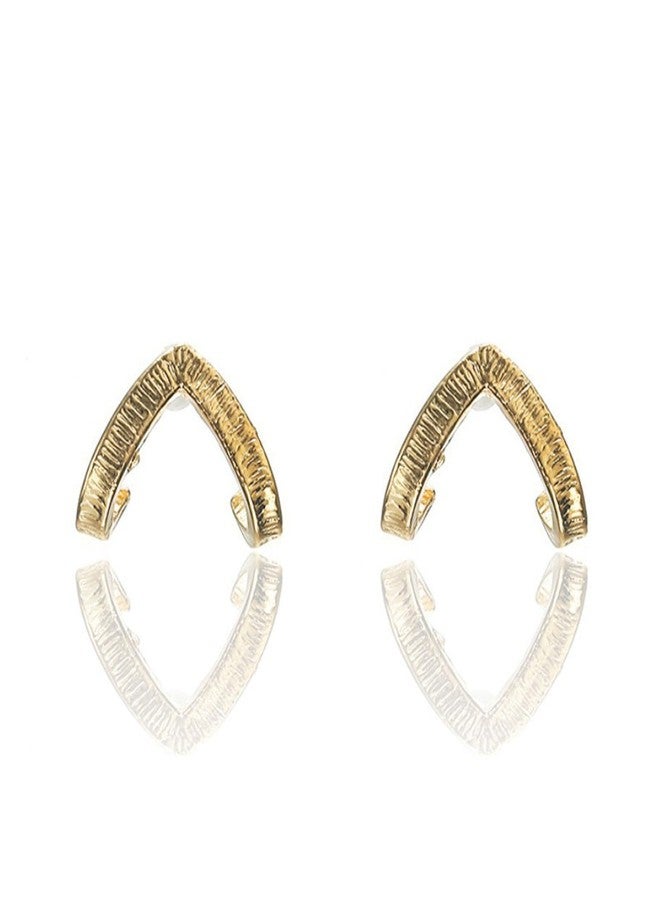 IRCOMULTI Minimalist Geometric Stud Earrings Gold Claw Studs V Shape Cuff Stud Earring Geometric Triangle Earrings Jewelry for Women - Image 3
